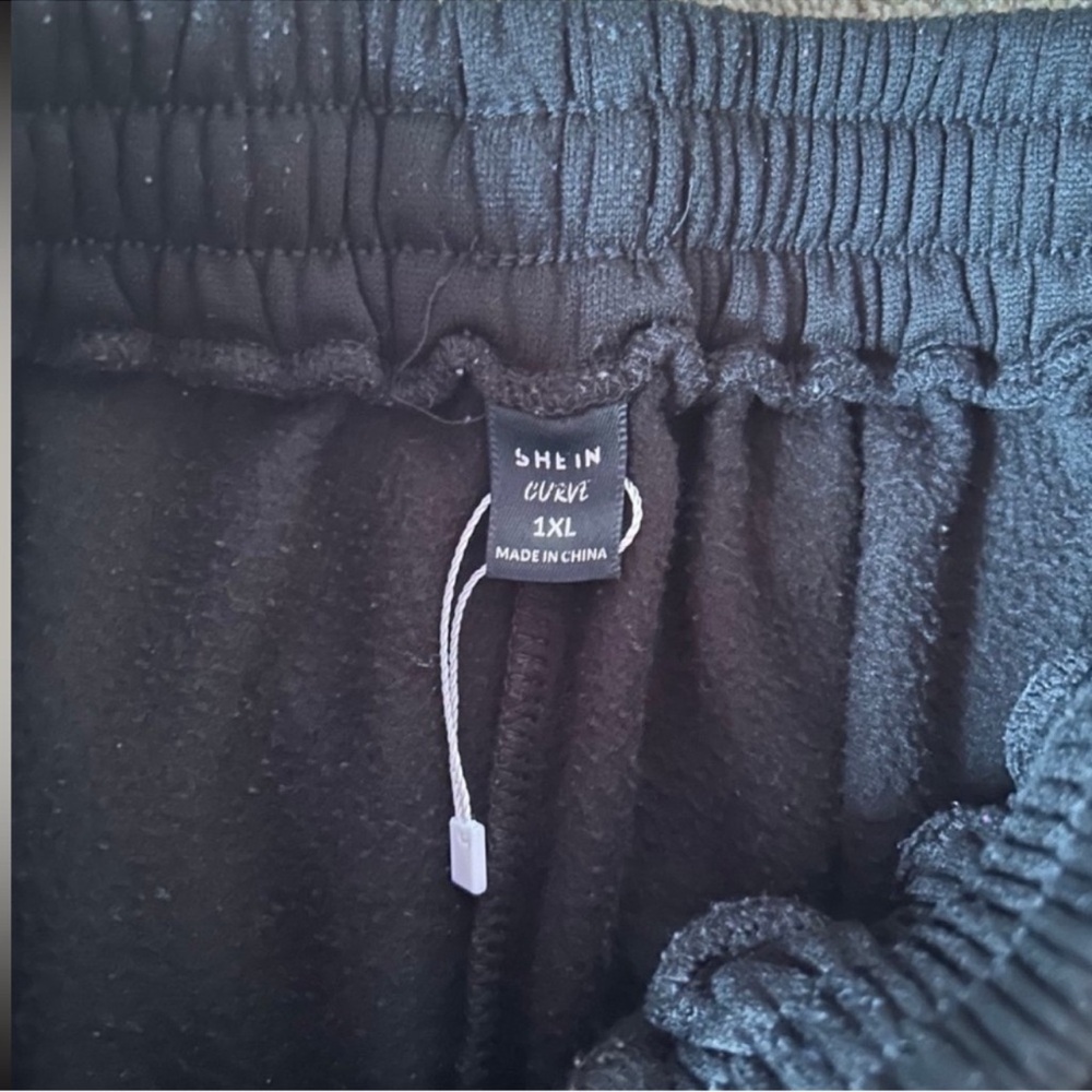 Women’s Solid Black Sweatpants - image 4